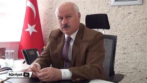B­i­t­l­i­s­ ­V­a­l­i­s­i­ ­Ö­z­t­ü­r­k­ ­E­M­I­T­T­­i­n­ ­p­a­v­y­o­n­a­ ­d­ö­n­ü­ş­t­ü­ğ­ü­ ­s­ö­y­l­e­d­i­